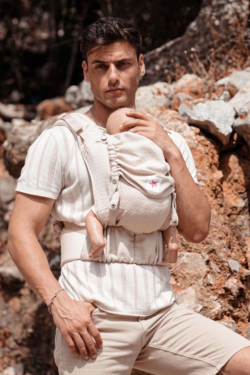 KOKADI Flip X Heart2Heart Cream (Unisize) - Die perfekte Kombi aus dem Komfort eines Fullbuckles und dem Tragen überkreuzt - Ab Geburt - 15 kg, handgefertigt aus 100% Bio-Baumwolle - Beige