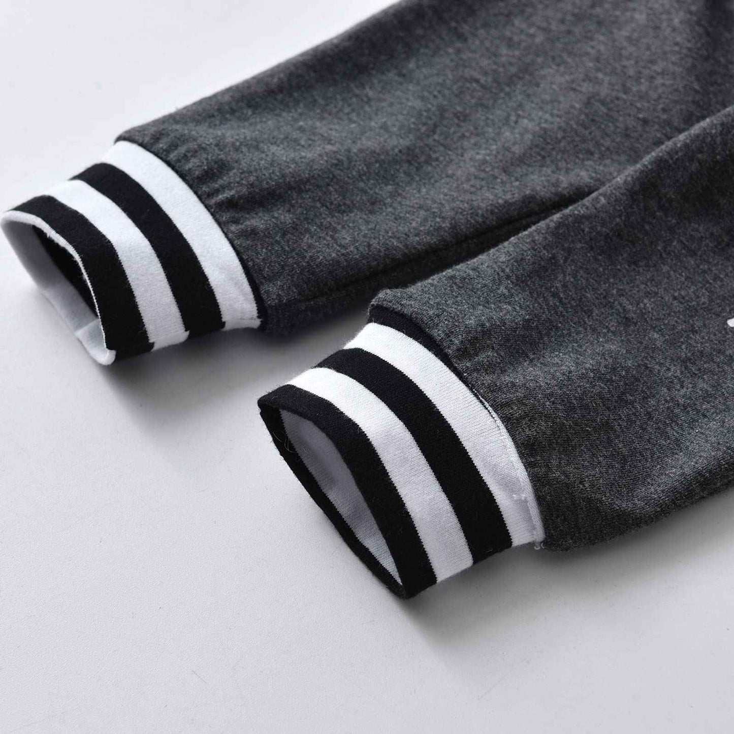 Tinykeke Newborn Baby Boys Clothes Long Sleeve Romper + Hat + Trousers 3-Piece Baby Clothing Set