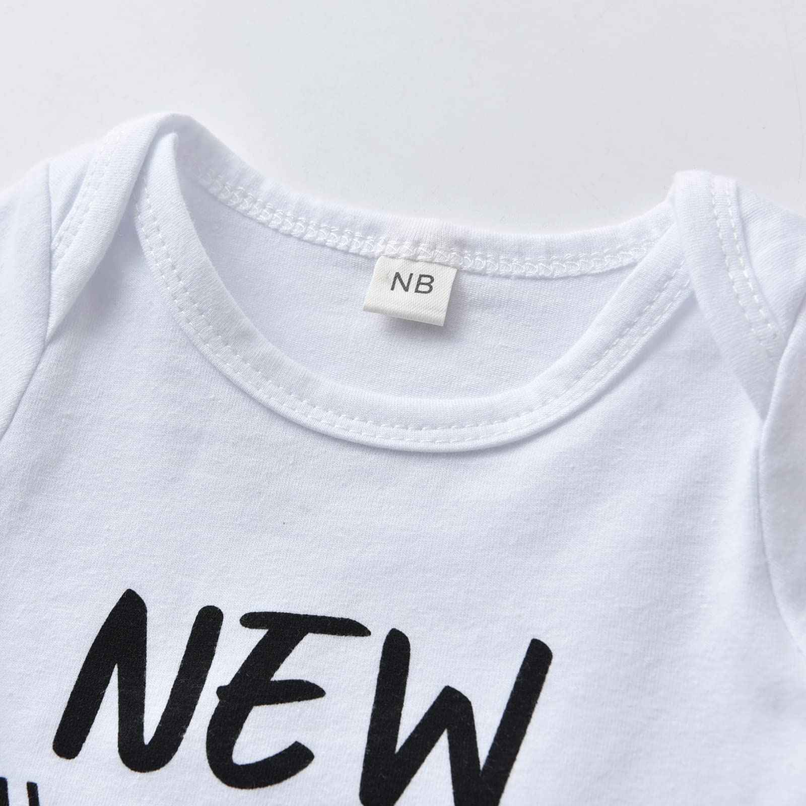 Tinykeke Newborn Baby Boys Clothes Long Sleeve Romper + Hat + Trousers 3-Piece Baby Clothing Set