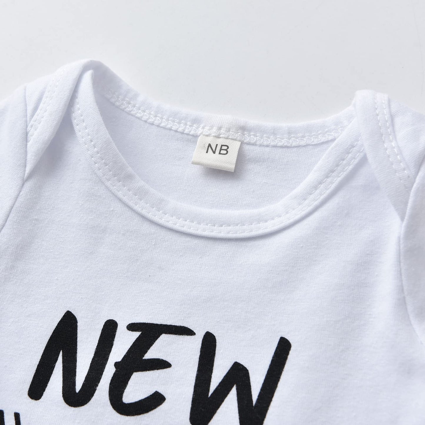 Tinykeke Neugeborene Baby Jungen Kleidung Langarm Strampler + Hut + Hose 3-teiliges Baby-Kleidungsset
