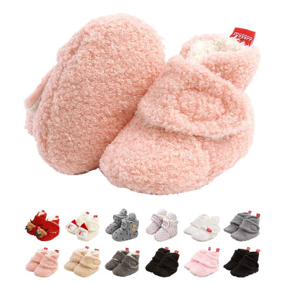 Edoton Infant Boys Girls Warm Slippers Winter White Cute Soft Cotton Unisex Non-Slip Baby Shoes for Christmas First Birthday Gift.