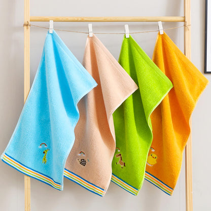 Guaksxi Pack of 4 Face Cloths Children's Towels Soft 4 Colours Children's Bath Towels 100% Cotton Face Towels Baby Bath Towel for Children (25 x 50 cm, Colourful Animal)