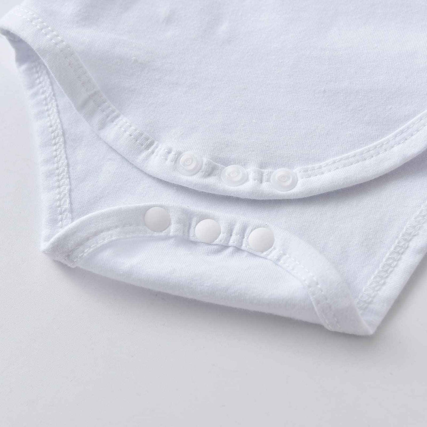 Tinykeke Newborn Baby Boys Clothes Long Sleeve Romper + Hat + Trousers 3-Piece Baby Clothing Set