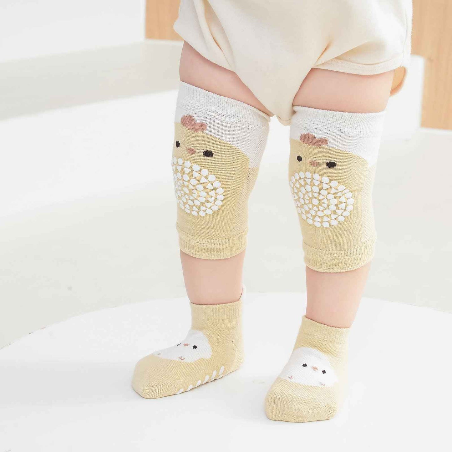 3 Paar Baby Knieschoner und 3 Paar Baby Socken Baby Krabbeln set, Anti Rutsch mit Gummipunkte Krabbelschoner Stulpen Knieschützer für Kleinkinder 0-12 Monate
