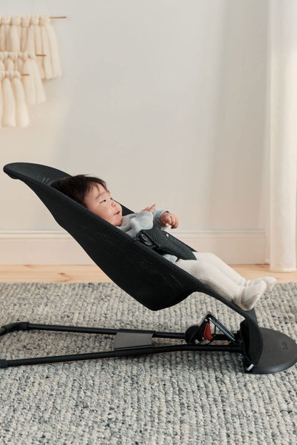 BabyBjörn Bliss Baby Bouncer, Woven, Classic Quilting, Sand Grey 