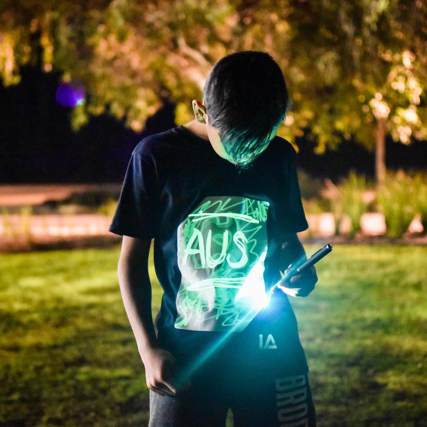 Illuminated Apparel Leuchtet Im Dunkeln Interaktives Leucht-T-Shirt
