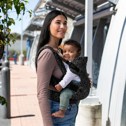 Infantino Flip Advanced 4-in-1 Babytrage, Ergonomisch, Umwandelbar, mit Blickrichtung Nach Innen und Außen, Vorne und Hinten Tragbar für Neugeborene bis Kleinkinder von 3,6-14,5 kg, Grau