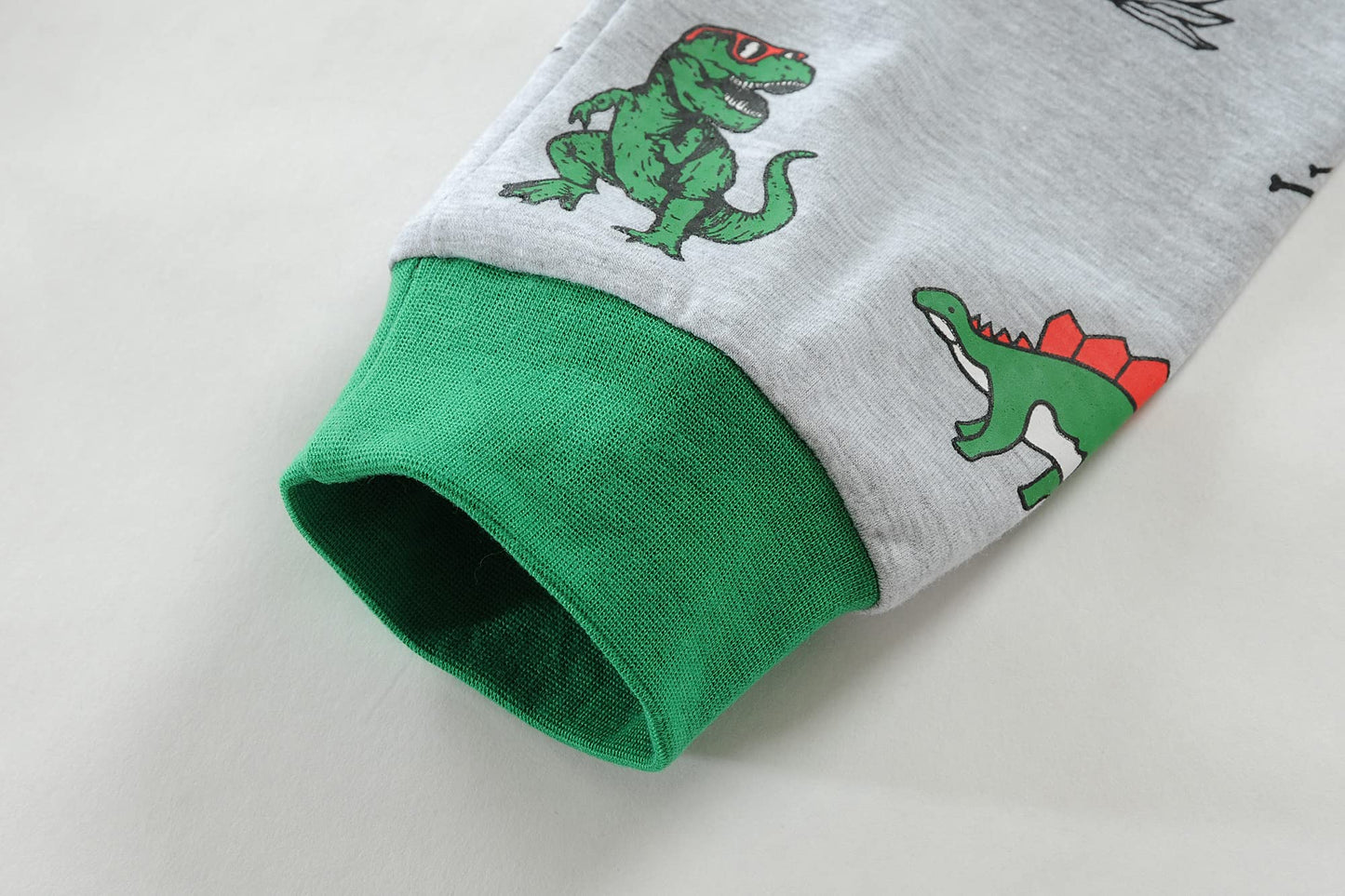 Kinder Jungen Pyjamas Langarm Baumwolle Winter Pyjama Set Feuerwehrauto Dinosaurier Bagger Traktor Zug Zweiteilige Nachtwäsche 1-7 Jahre 92 98 104 110 116 122