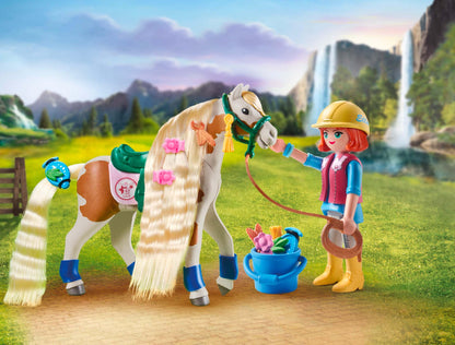 PLAYMOBIL Horses of Waterfall 71640 Kreativset mit Pferd und Stiften, inklusive Einer Figur, einem Pferd und DREI Crayola Stiften, künstlerisches Spielzeug für Kinder ab 5 Jahren