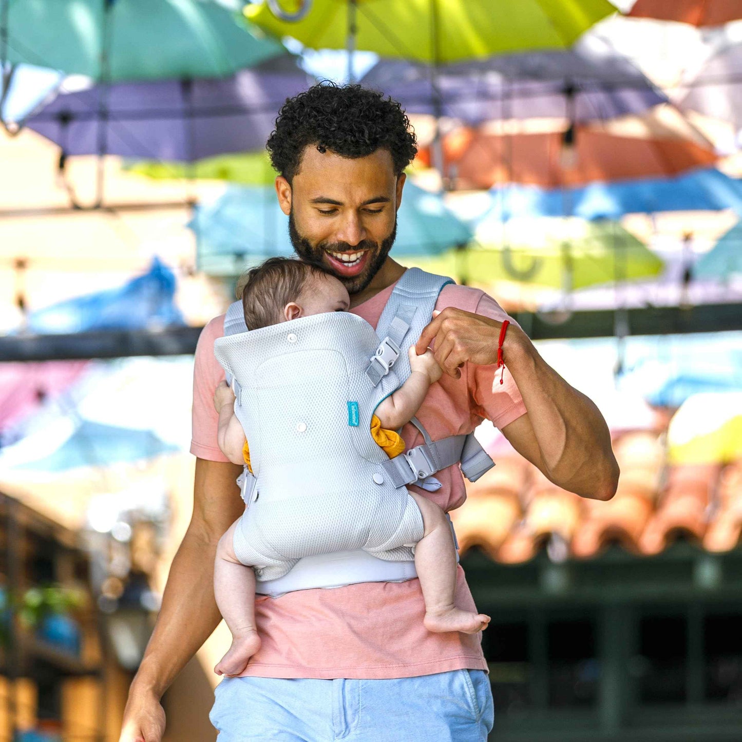Infantino Flip Advanced 4-in-1 Babytrage, Ergonomisch, Umwandelbar, mit Blickrichtung Nach Innen und Außen, Vorne und Hinten Tragbar für Neugeborene bis Kleinkinder von 3,6-14,5 kg, Grau