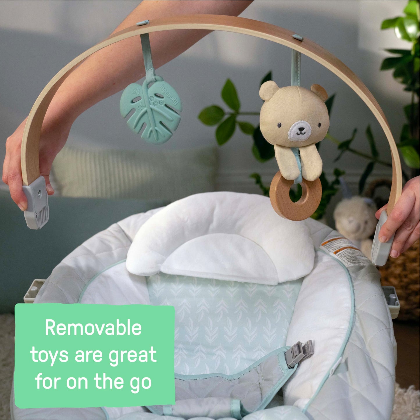 Ingenuity, InLighten Babywippe Babyschaukel mit Lichtern, Nate Bunny, Spielzeugleiste, Vibrationen, Geräuschen, Tummy Time Kissenmatte, bis zu 20 lbs, Neugeborenes+