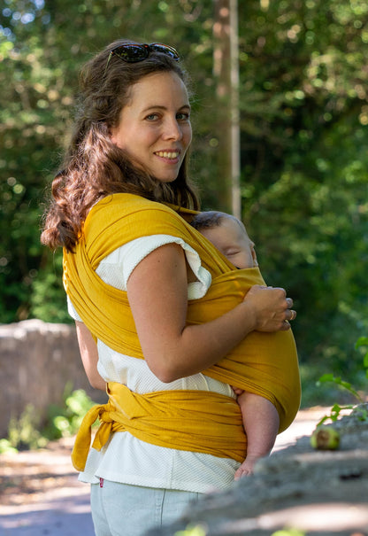 manduca Sling - Babytragetuch - Elastische Babytrage für Neugeborene von der Geburt bis zu 15 kg - Bio-Baumwolle - GOTS zertifiziert