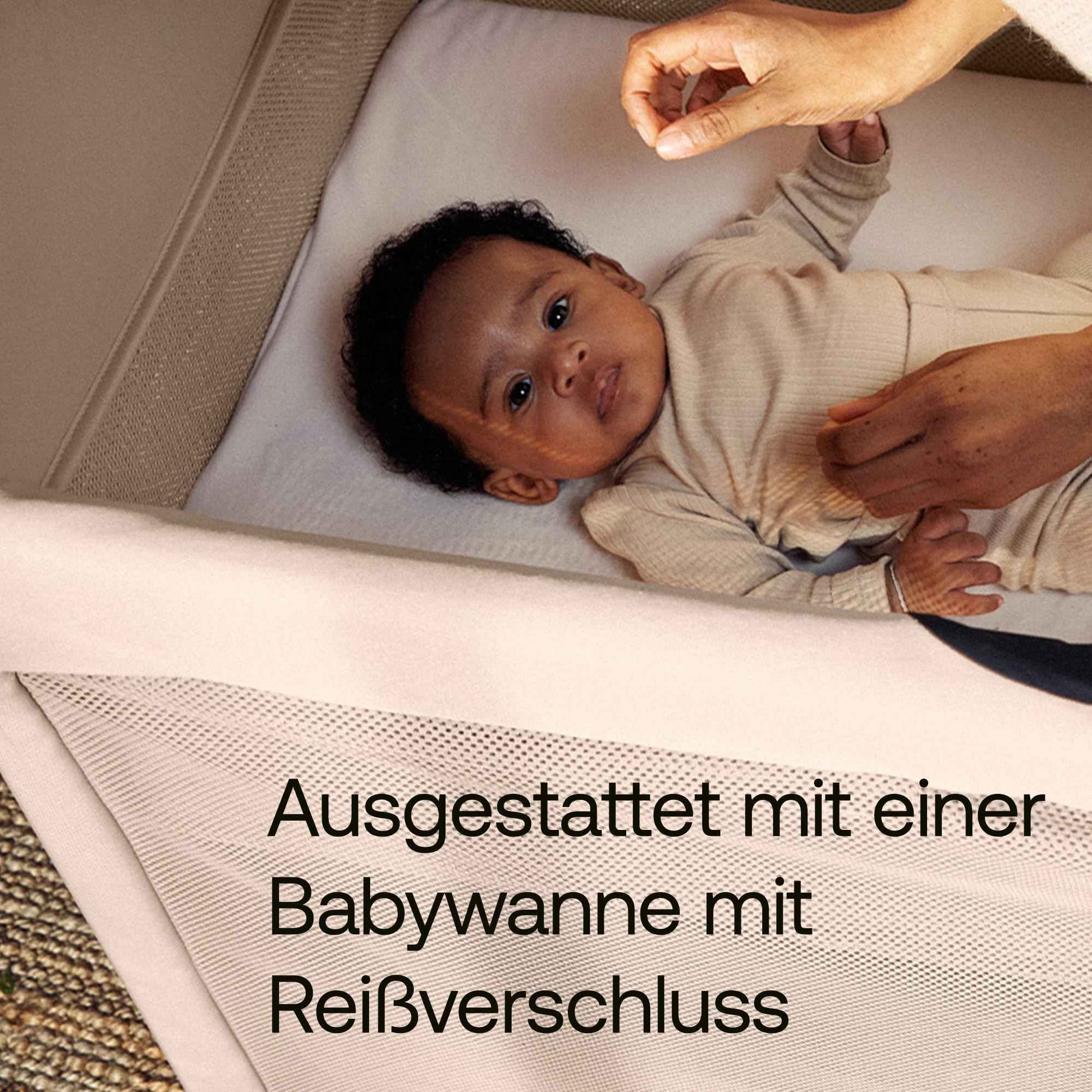 Bugaboo Stardust, 2-in-1, leichtes, kompaktes und faltbares Reisebett | kompakter Spielstall, mit Matratze, in 1 Sekunde aufgeklappt, für Babys und Kleinkinder, inklusive Tragetasche, Desert Taupe