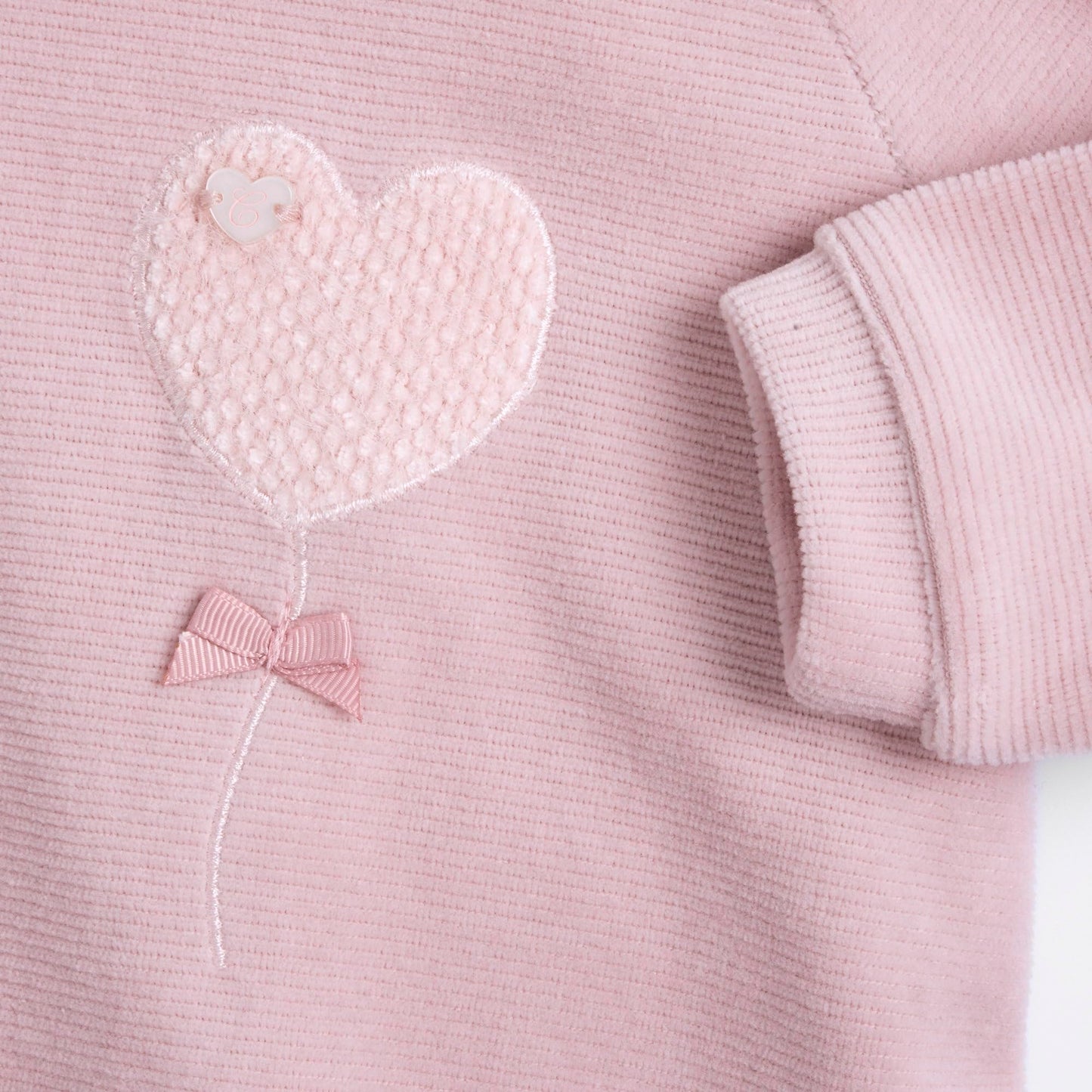 Chicco, Baby-Strampler für Jungen und Mädchen aus warmem und weichem Velours, mit praktischer Knopföffnung, ideal für den Winter, Babykleidung für 0-24 Monate, entworfen in Italien