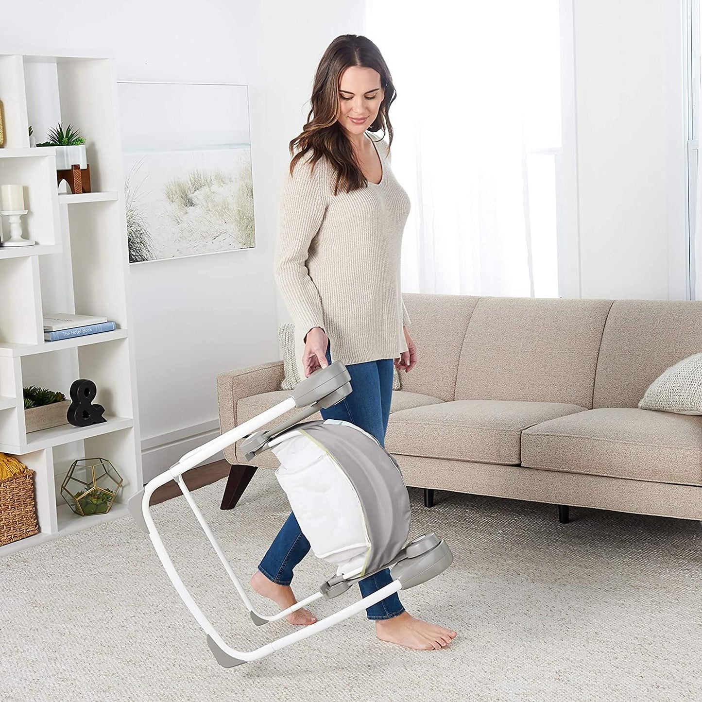 Ingenuity, tragbare Babyschaukel, Cuddle lamp - mit Melodien, Zeit- und Schaukeleinstellung