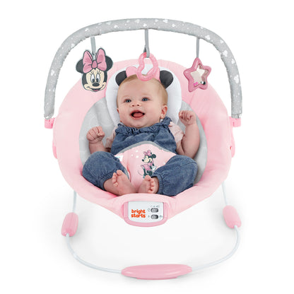 Bright Starts, Minnie Maus Rosy Skies vibrierende Babywippe Babyschaukel mit Musik, Lautstärkeregler, 3 Spielzeugen, Sicherheitsgurt, rutschfesten Füßen und mehr, Minnie Mouse, 1 Stück (1er Pack)