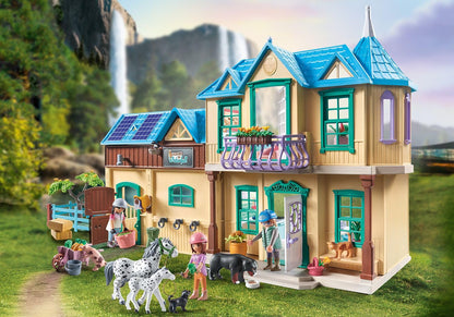 PLAYMOBIL Horses of Waterfall 71351 Waterfall Ranch, magisches Wasserfall-Paradies für Pferdefreunde, nachhaltiges Spielzeug für Kinder ab 5 Jahren
