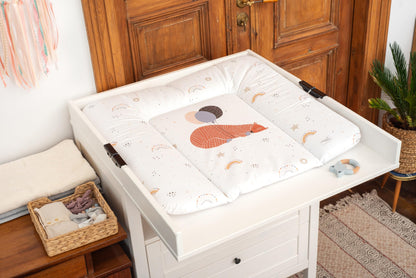 Ceba Baby® weiche Wickelauflage 50x70 cm - Baby Wickelunterlage - Wickeltischauflage für Junge und Mädchen - Wasserdicht, abwaschbar - OEKO-TEX® Standard 100 - Made in EU - Waldfreunde