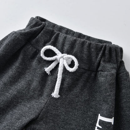 Tinykeke Neugeborene Baby Jungen Kleidung Langarm Strampler + Hut + Hose 3-teiliges Baby-Kleidungsset