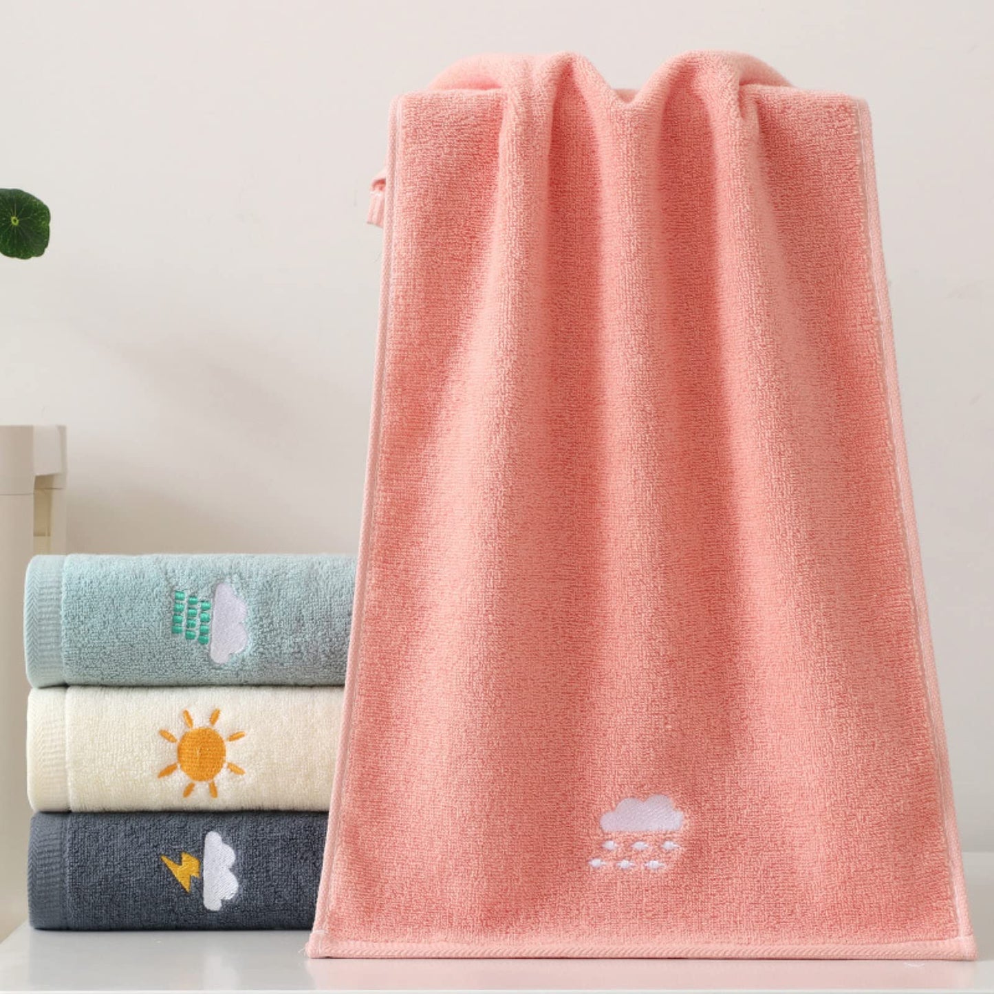 Guaksxi Pack of 4 Face Cloths Children's Towels Soft 4 Colours Children's Bath Towels 100% Cotton Face Towels Baby Bath Towel for Children (25 x 50 cm, Colourful Animal)