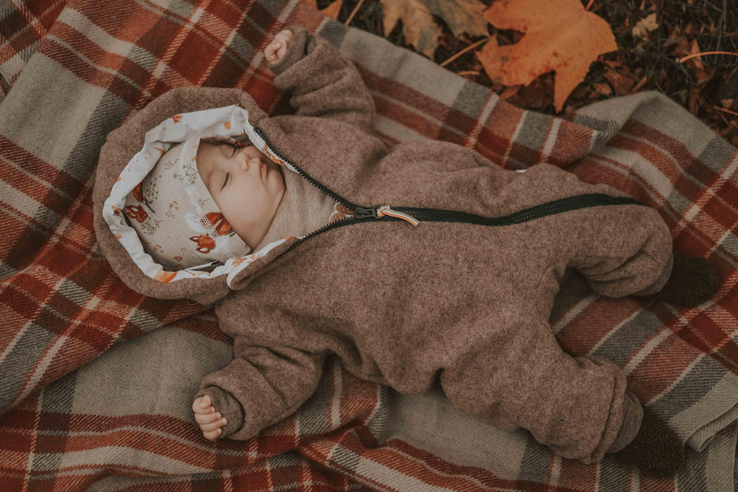 Fuchs & Kiwi Walkoverall Baby Boys - Natural Virgin Wool & Jersey Lining - Oeko-Tex, Skin-Friendly - Handmade in Berlin - Wool Walk Overall Baby & Toddler - Winter & Autumn