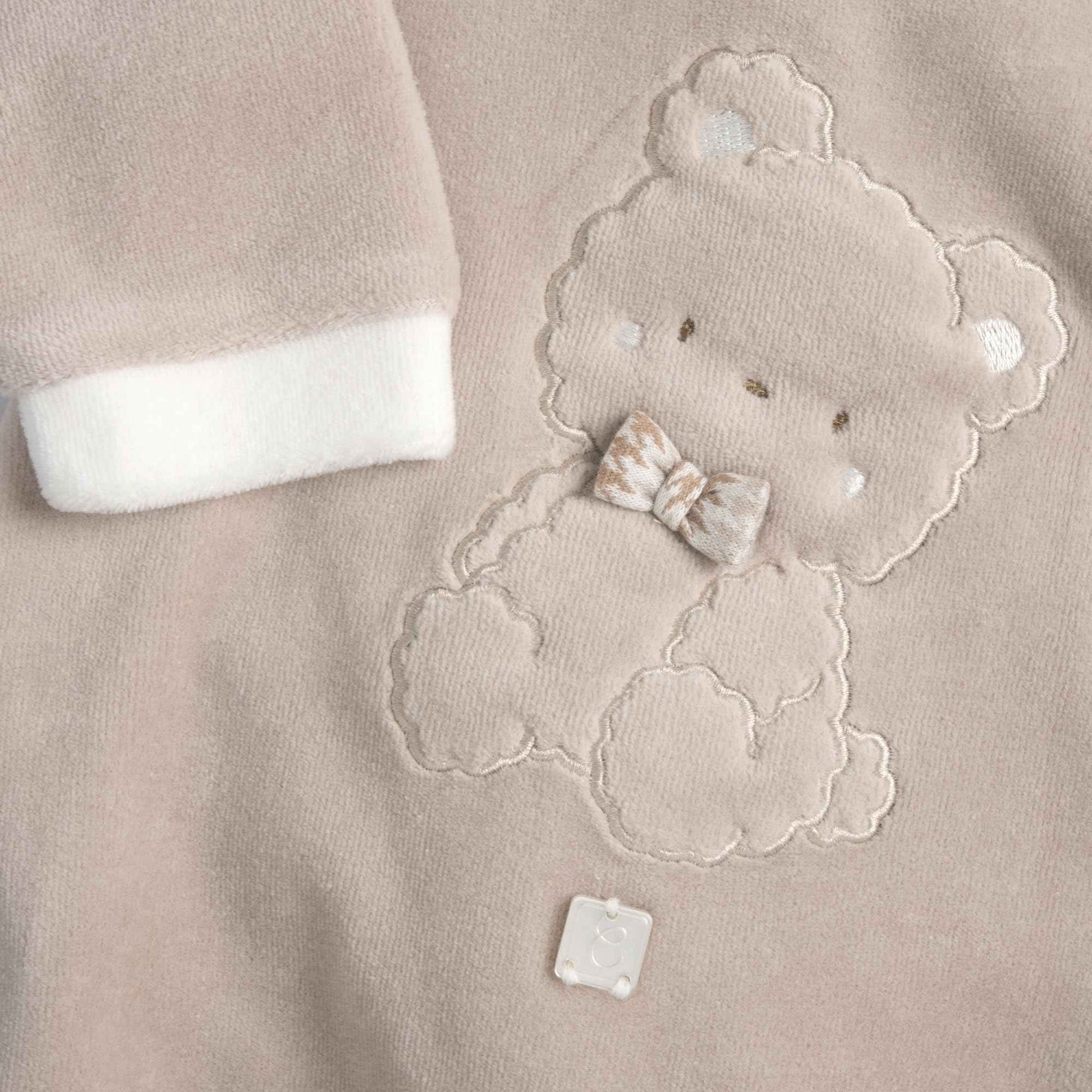 Chicco, Baby romper for boys and girls made of warm and soft velour, with practical button opening, ideal for winter, baby clothes for 0-24 months, designed in Italy