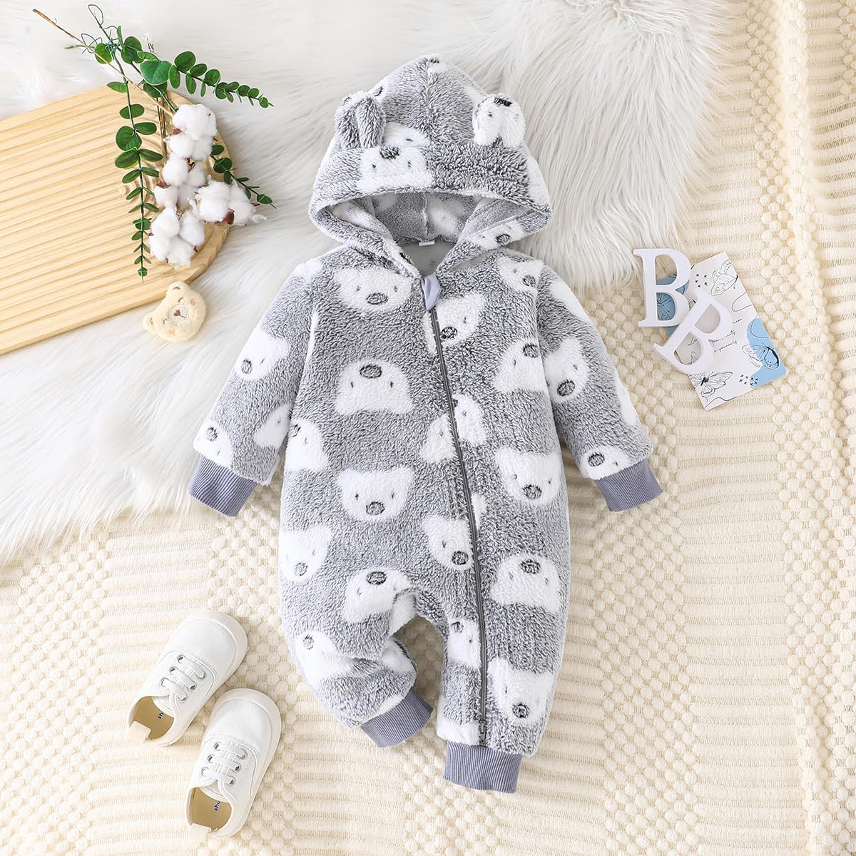 Yanmucy Newborn Baby Winter Romper with Hood Cartoon Bear Baby Snowsuit Warm Fleece Zip Baby Girl Boy Jumpsuit 0-18 Months