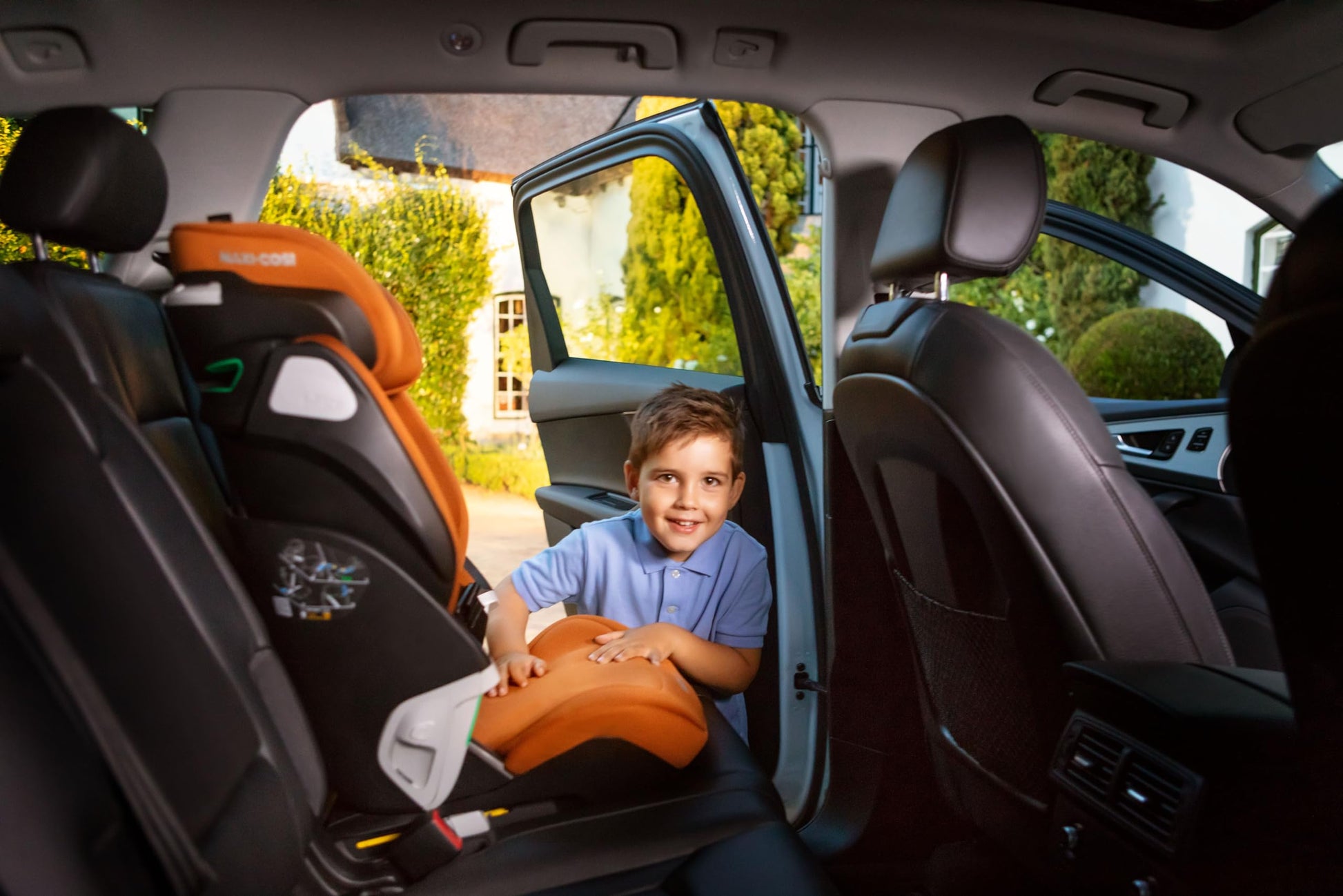 Maxi-Cosi Kore Pro i-Size Kindersitz, 3.5–12 Jahre, 100–150 cm, ClickAssist Licht, Verstellbare Höhe/Breite, Side Protection System+, Authentic Black - Meloni2