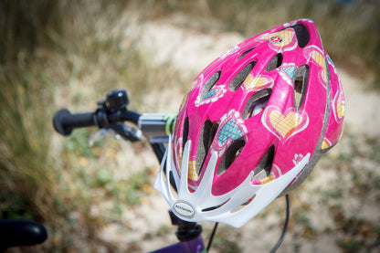 Schwinn: Lightweight microshell helmet for cycling, skating, skateboarding and scootering, for children 