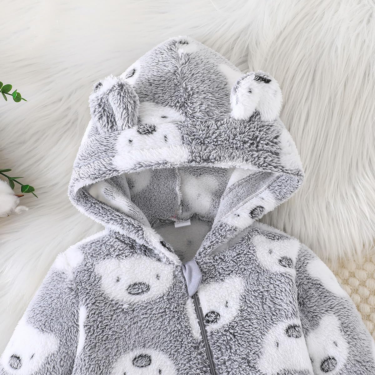 Yanmucy Newborn Baby Winter Romper with Hood Cartoon Bear Baby Snowsuit Warm Fleece Zip Baby Girl Boy Jumpsuit 0-18 Months