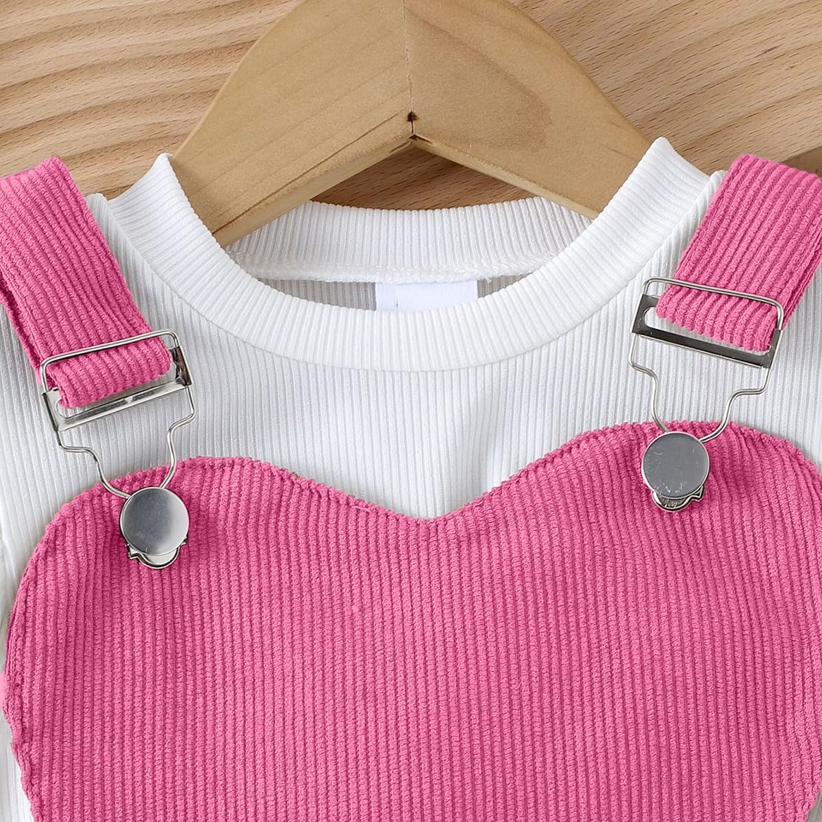 Baby Mädchen Sommer Outfits Rüschen Kurzarm Ripptop+ Blumen/Herzmuster Overalls Shorts Mit Tasche Süßes 2-Teiliges Kleidungsset