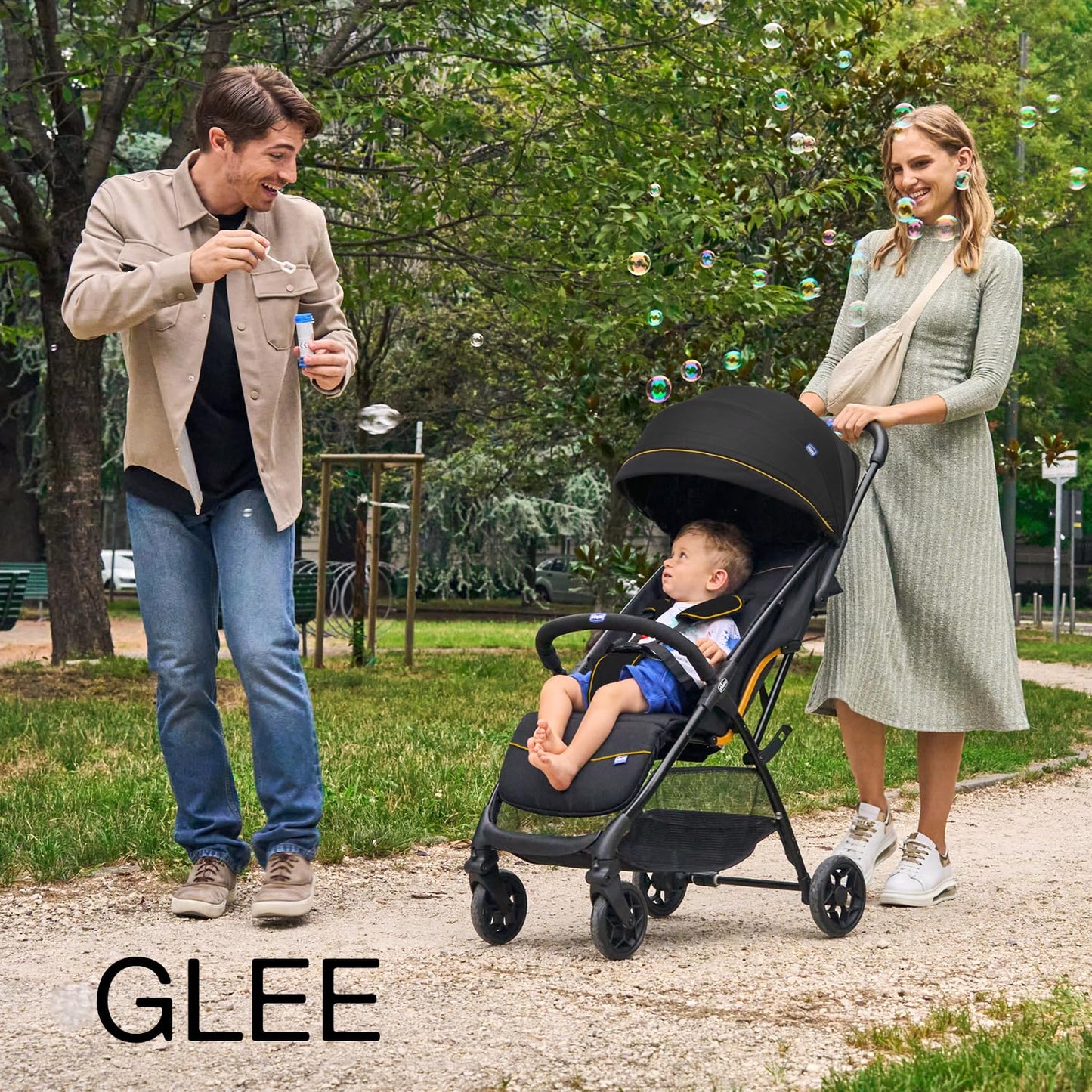 Chicco, Glee Pushchair from 0 Months to 4 Years with Automatic and Compact Closure, Extendable Hood with SPF 50+ and Rain Cover, 3-Level Adjustable Backrest, Leg Rest