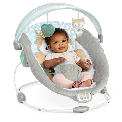Ingenuity, InLighten Babywippe Babyschaukel mit Lichtern, Nate Bunny, Spielzeugleiste, Vibrationen, Geräuschen, Tummy Time Kissenmatte, bis zu 20 lbs, Neugeborenes+