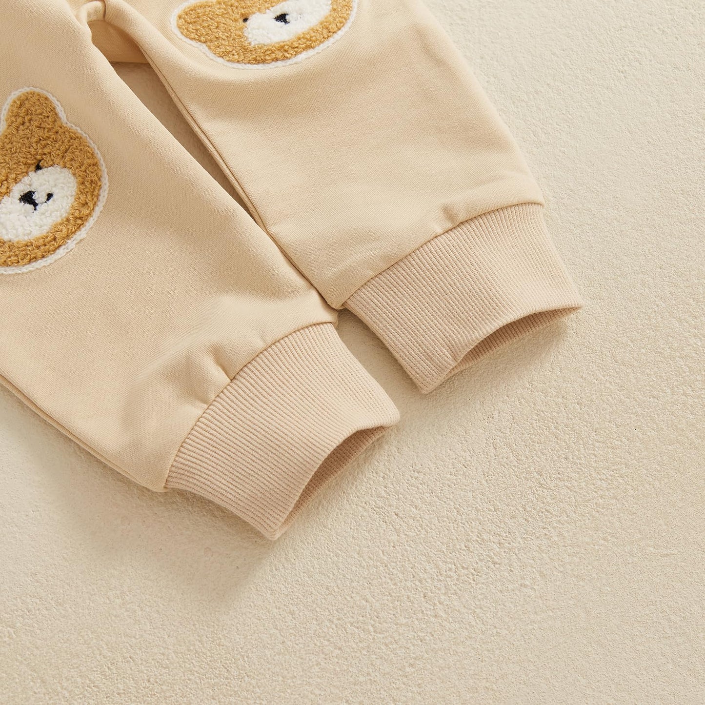 Carolilly Baby Suit 2-Piece Clothing Outfit Baby Clothing Set Cute Long Sleeve Sweatshirt Embroidered Bear + Long Trousers Warm Children's Suit Autumn Spring