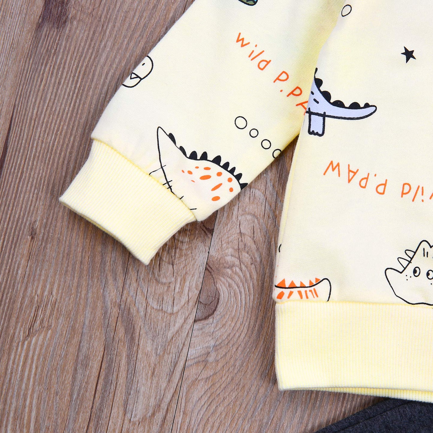 Geagodelia Baby Boys’ Clothing Set with Long Sleeve Top and Trousers