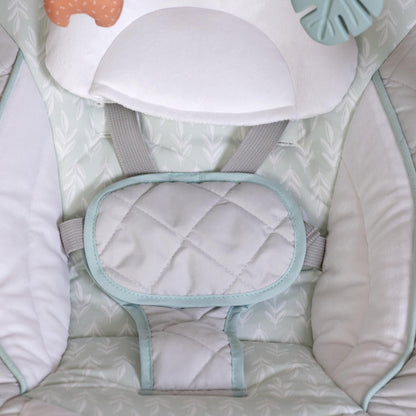Ingenuity Hugs & Hoots zusammenklappbare & tragbare Babyschaukel, 5 Schaukelgeschwindigkeiten, 8 Melodien, 3 Naturgeräusche, Lautstärkeregulierung und Spielzeugbügel, ab der Geburt bis 9kg
