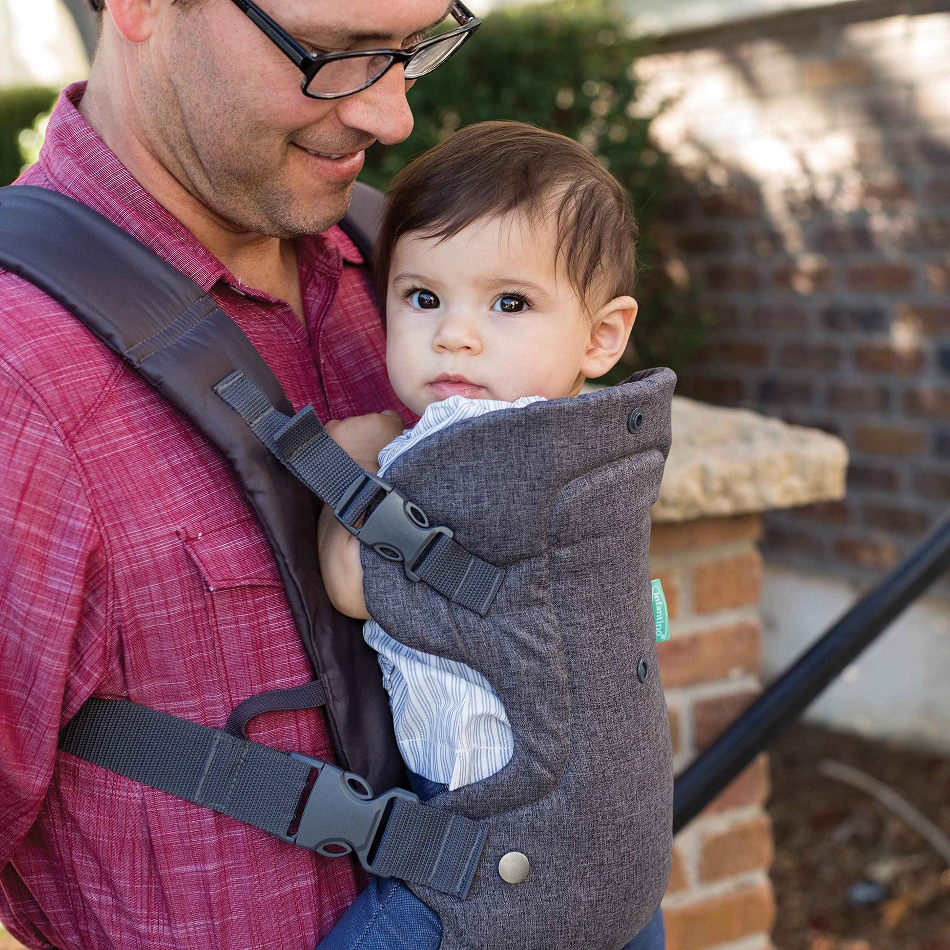Infantino Flip Advanced 4-in-1 Babytrage, Ergonomisch, Umwandelbar, mit Blickrichtung Nach Innen und Außen, Vorne und Hinten Tragbar für Neugeborene bis Kleinkinder von 3,6-14,5 kg, Grau