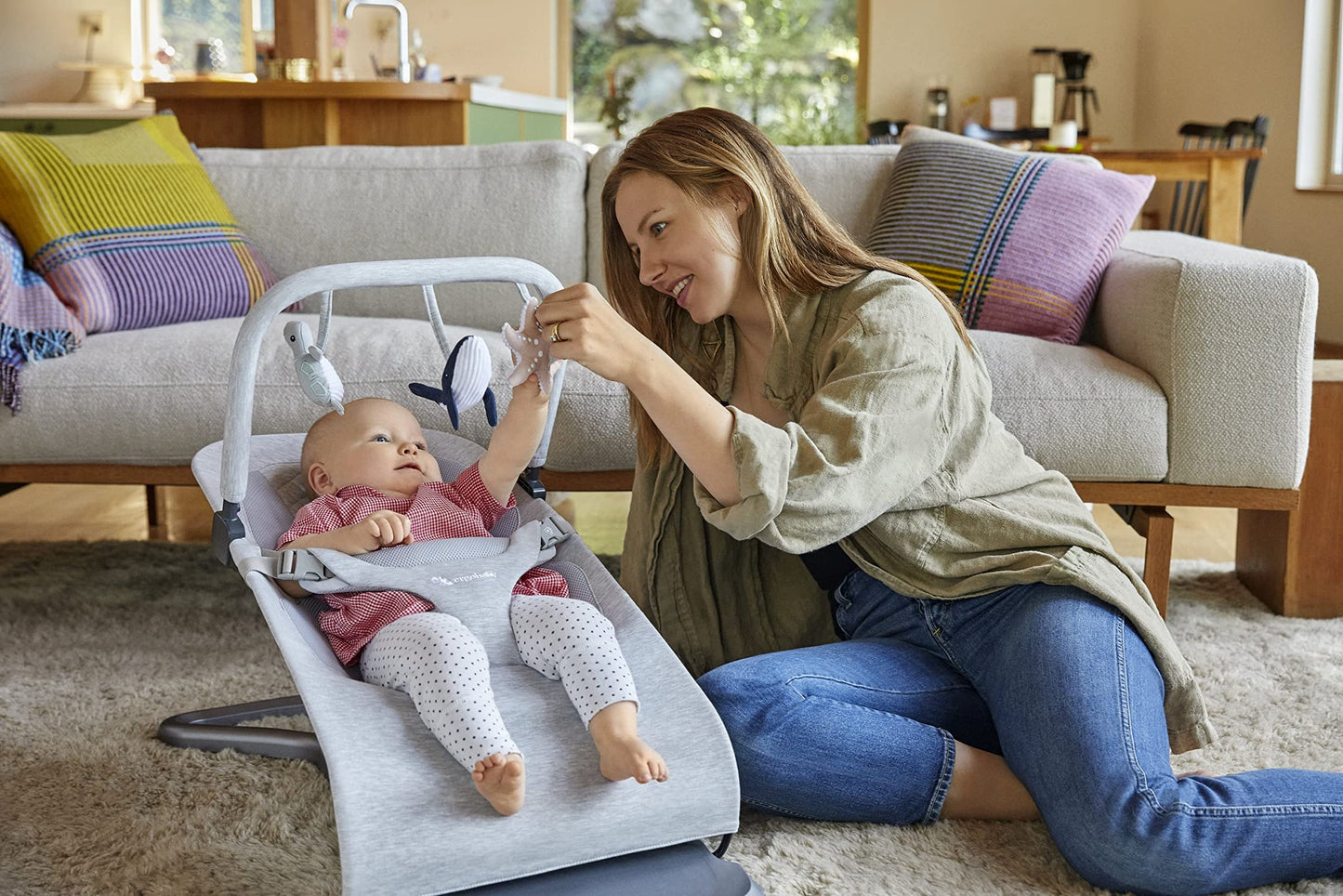 Ergobaby 3-in-1 Evolve Bouncer, Ergonomische Babywippe für Neugeborene ab Geburt bis zum Kleinkind, Babyschaukel mit Neugeboreneneinsatz (2,5 kg - 13,2 kg), Midnight Blue