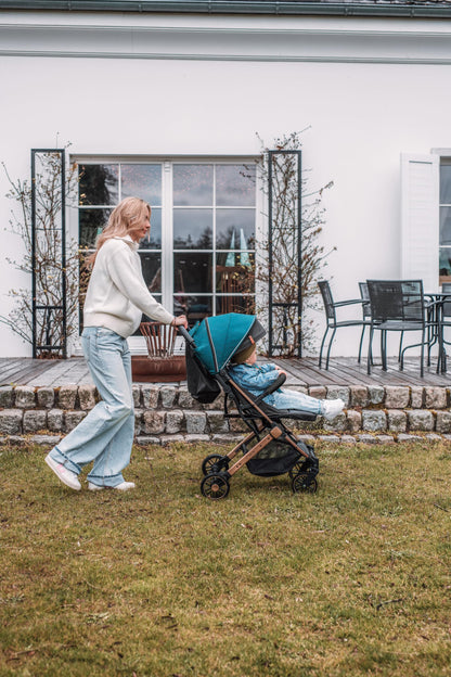 MoMi ESTELLE Reise Buggy Klein Zusammenklappbar - Kinderwagen Klappbar für Kinder bis 15kg ab 6 Monaten - Reisebuggy mit Liegefunktion - Kinderbuggy Leicht 7,5kg - 5-Punkt-Sicherheitsgurt