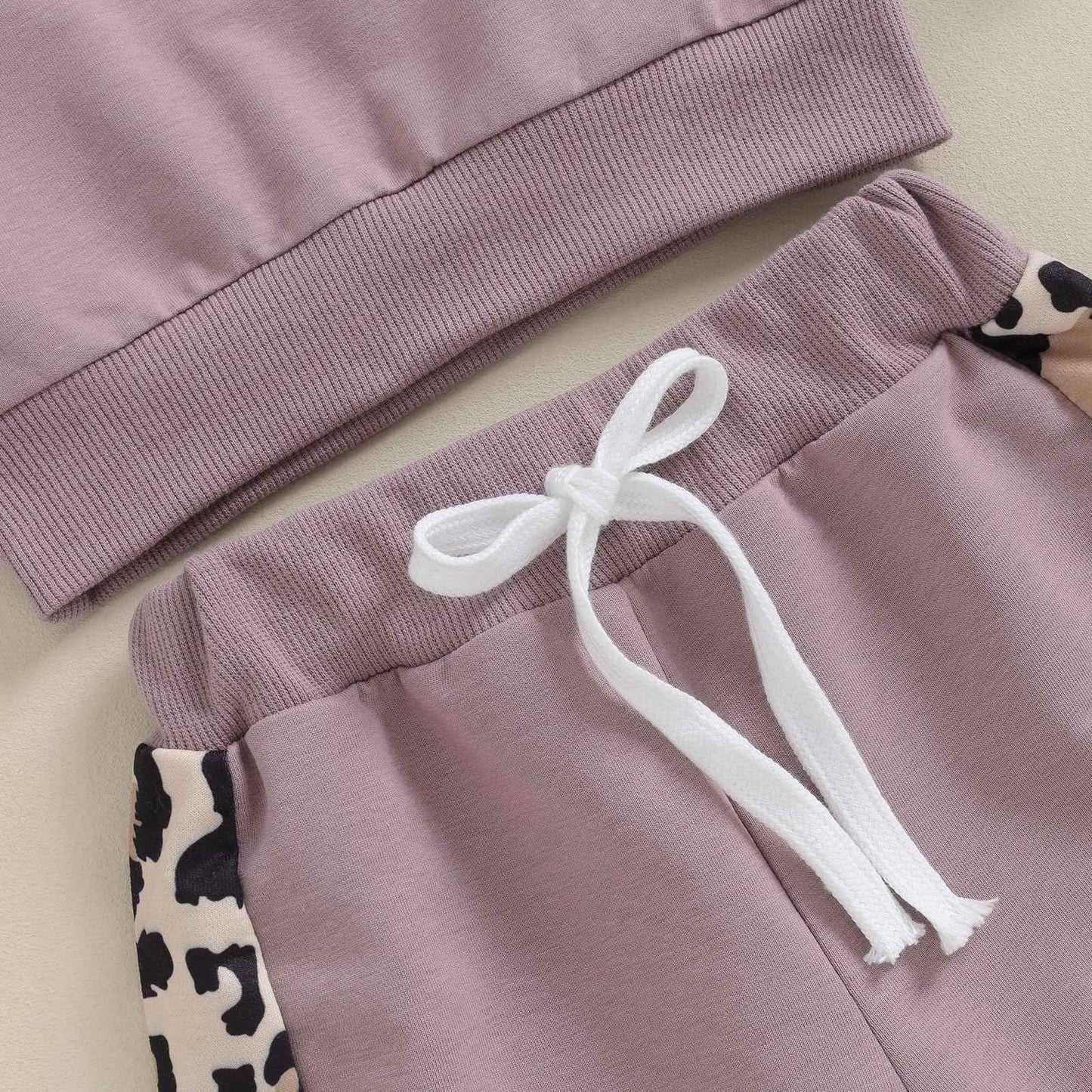 Geagodelia Baby Girl Clothing Outfit Set Long Sleeve Sweatshirt + Leopard Trousers Newborn Soft Baby Set Mama's Mini 2-Piece