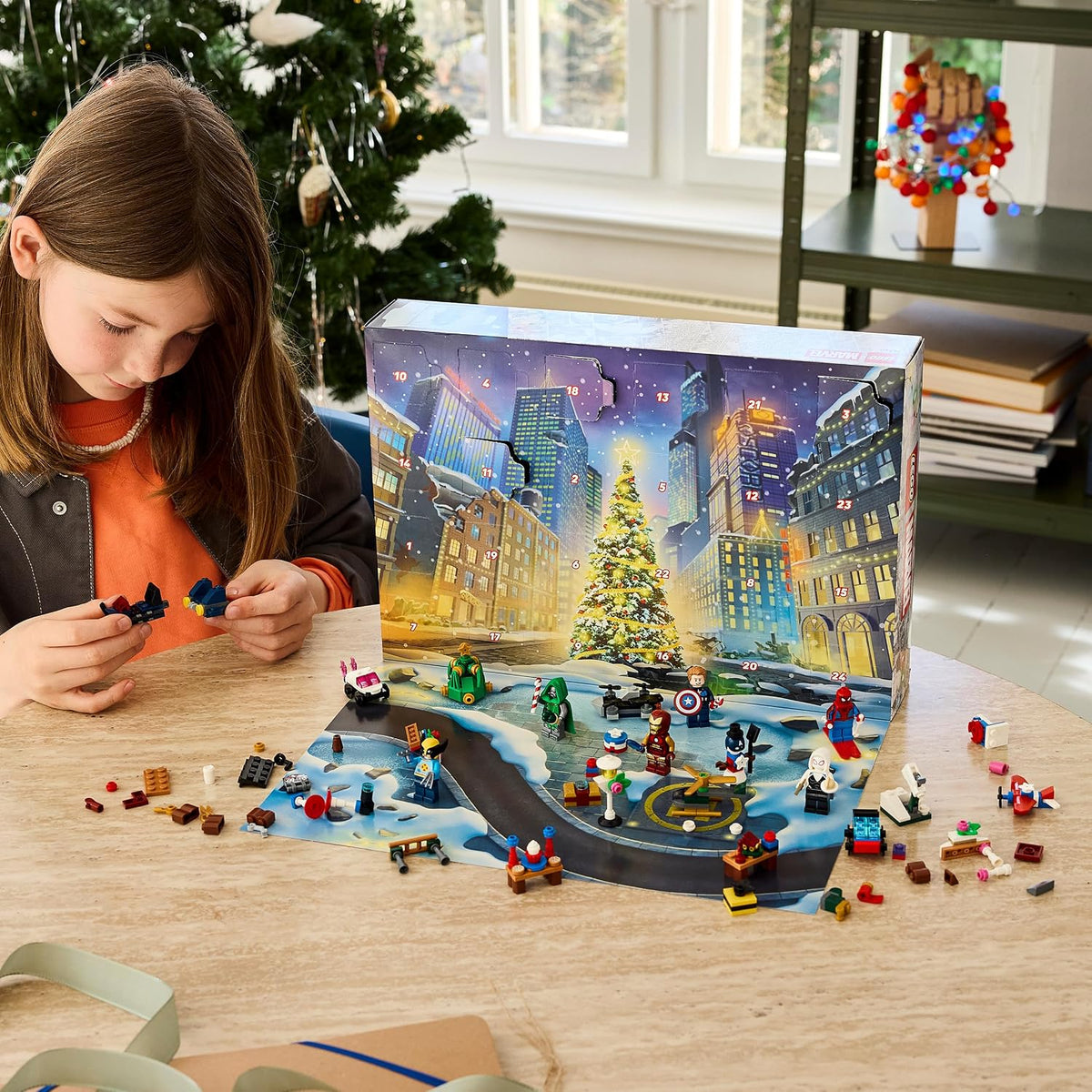 LEGO Marvel Adventskalender 2026 Spielzeug für Kinder ab 6 Jahren 76340