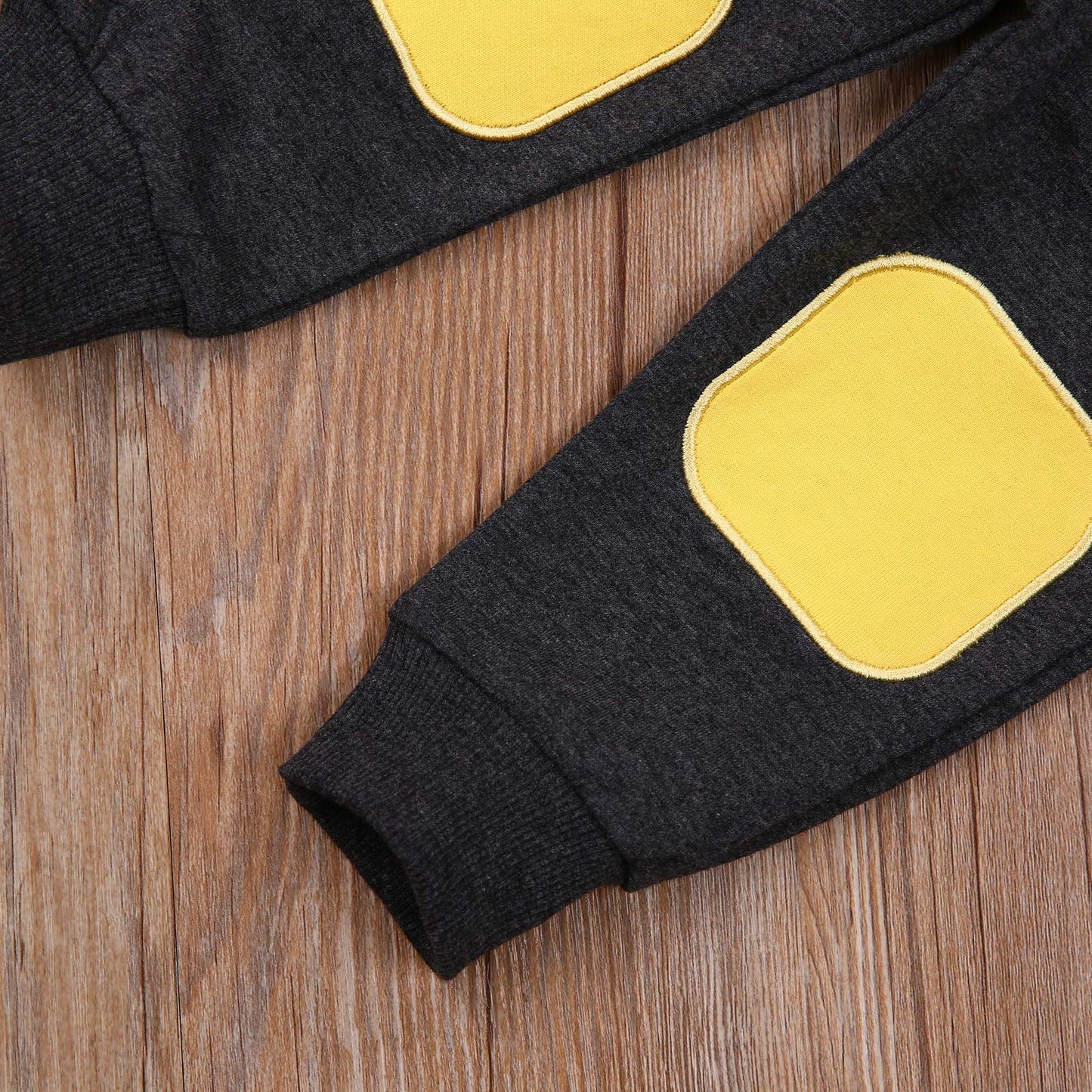 Geagodelia Baby Boys’ Clothing Set with Long Sleeve Top and Trousers