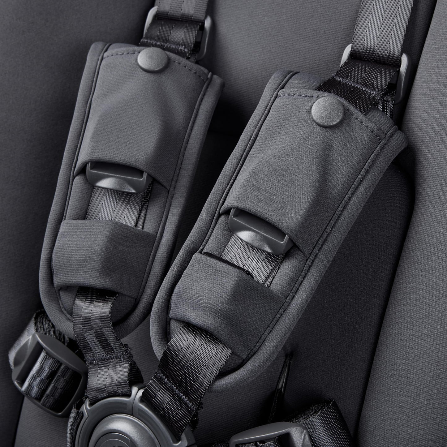 Ergobaby Metro3 Kinderwagen Buggy mit Liegefunktion, Baby-Buggy ab Geburt bis 22kg (0-4 Jahre), Zusammenklappbar und Autositz Kompatibel, höhenverstellbarer Griff, ergonomischer Sitz, Graphite Grey
