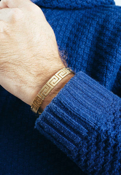 Argius Meander Bangle - Gold
