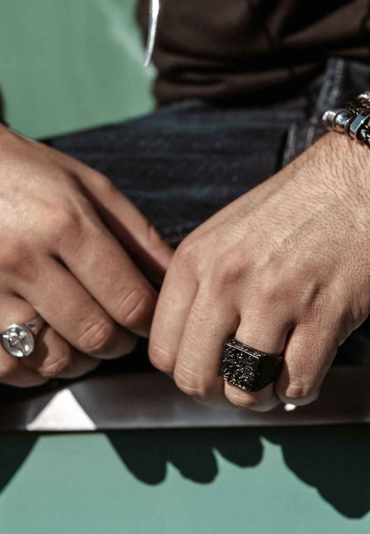 Floral Ring Matte Black