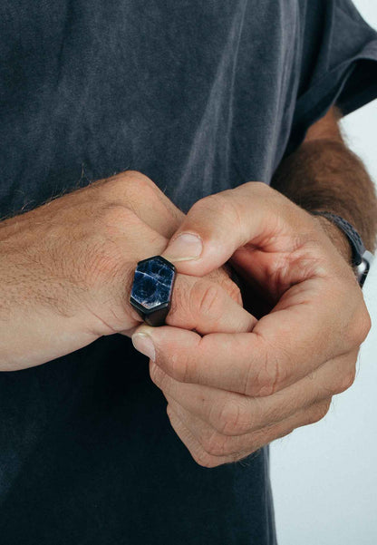 Abyss Ring Matte Black - Blue Achat