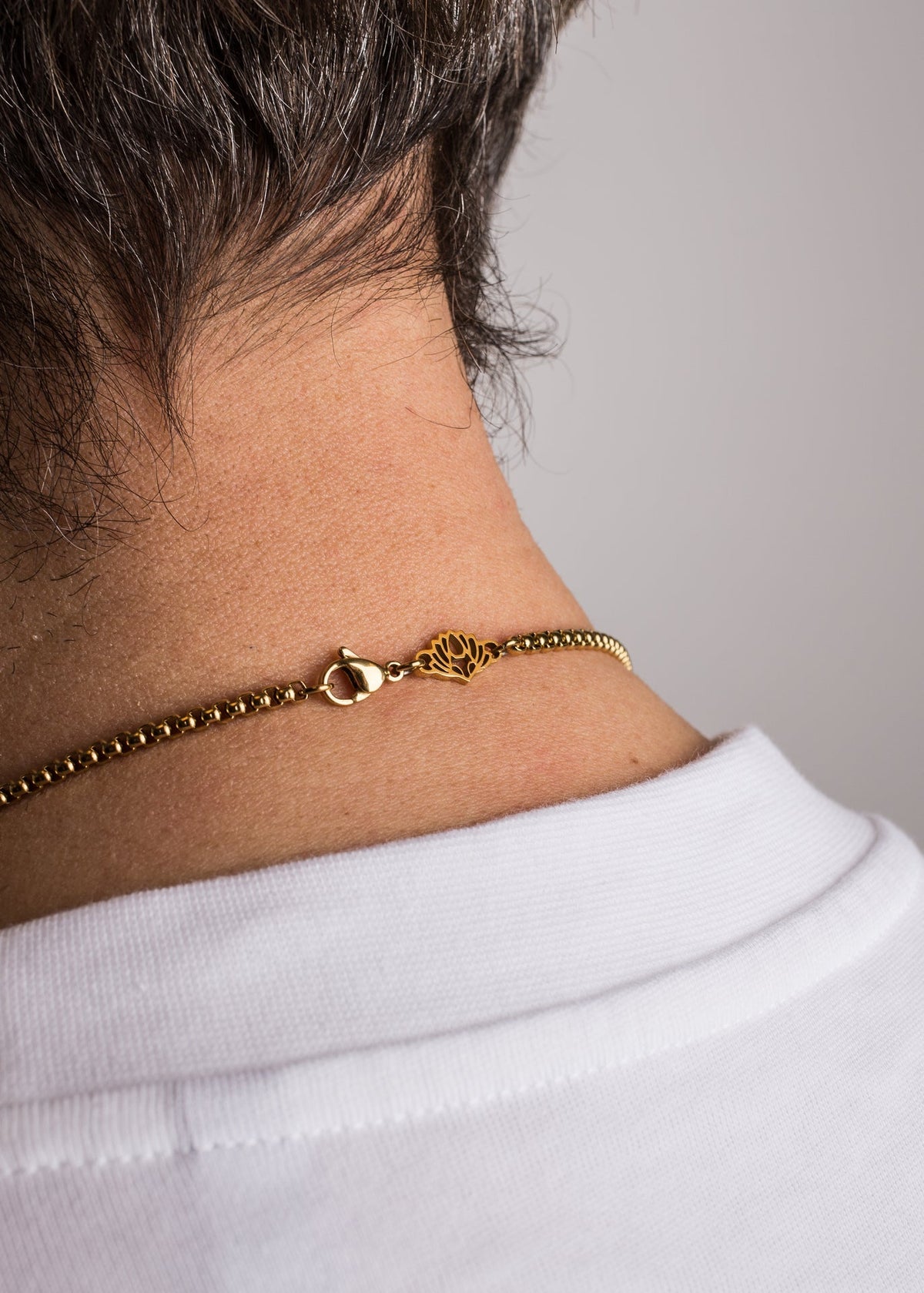 Astra Pendant / Necklace Gold 70 cm