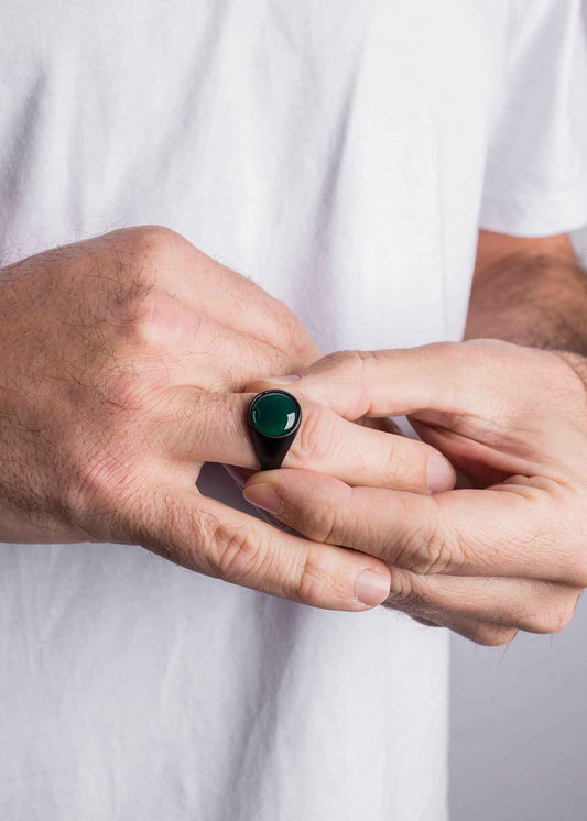 Coruscent Ring Black-Jade