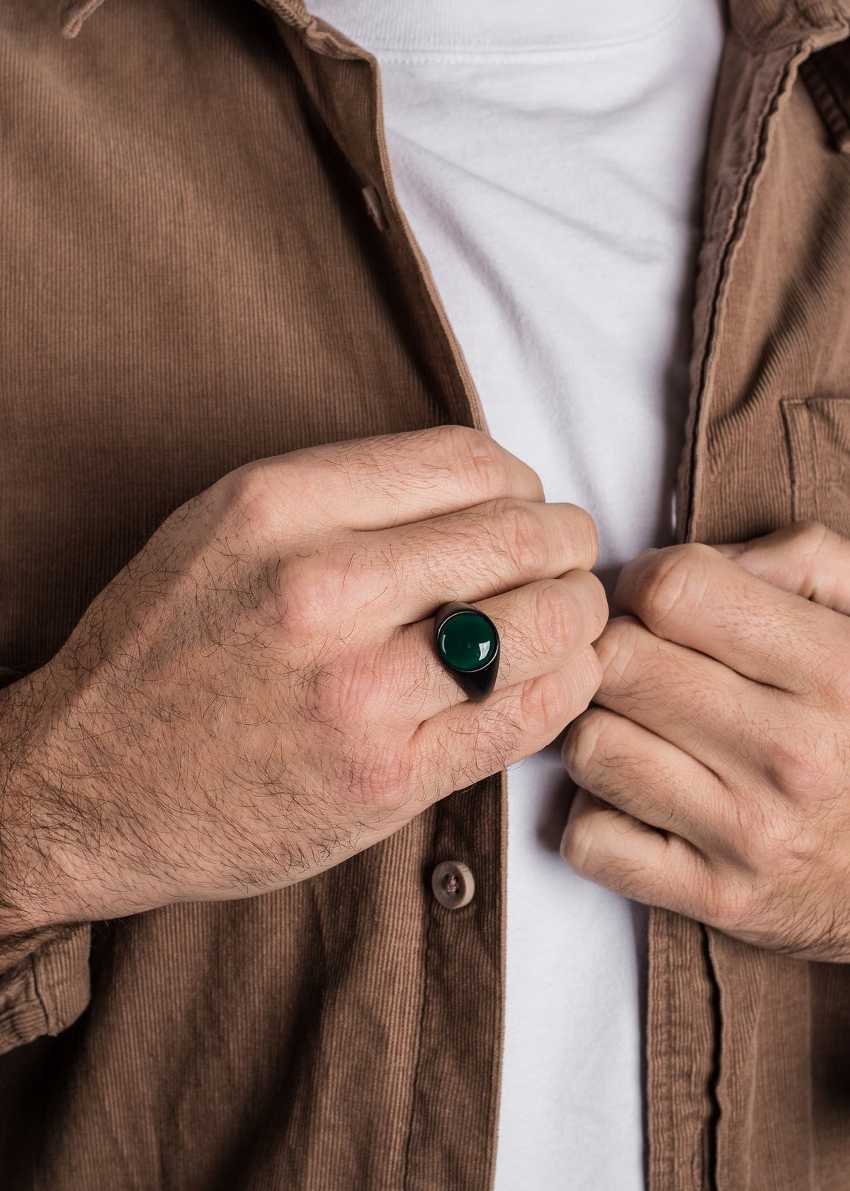 Coruscent Ring Black-Jade