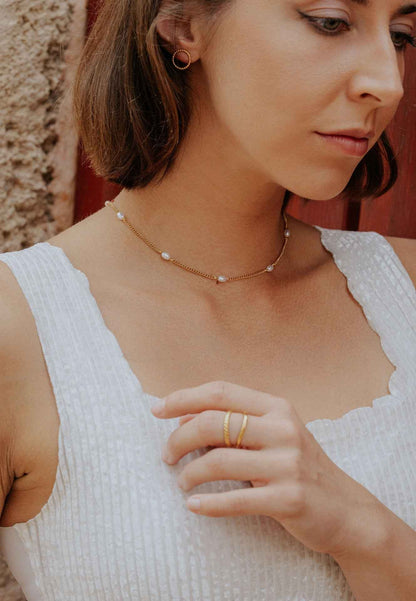 Devotion Necklace Gold